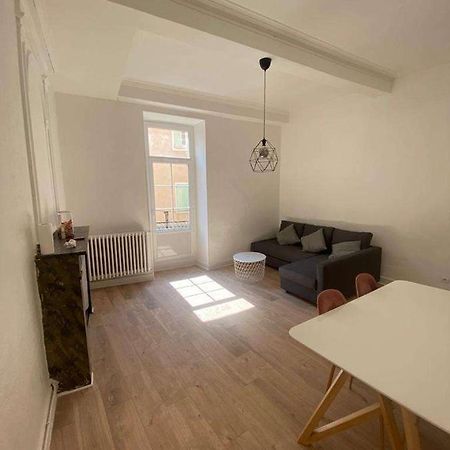 Appartement De Charme En Centre Ville 미요 외부 사진